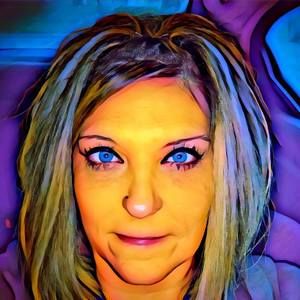 Meet your Posher, Jenn